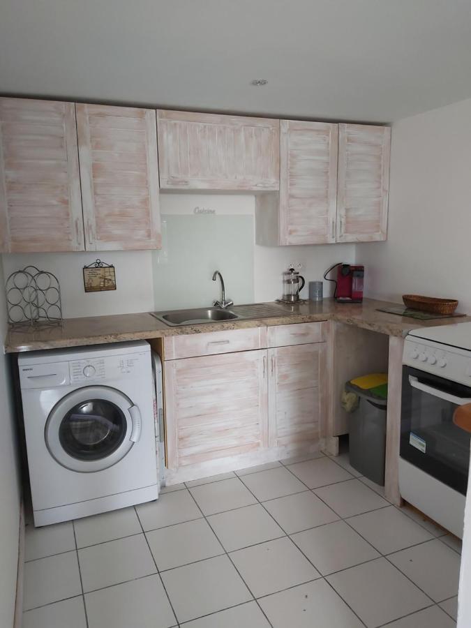 Chez Turnbulls Apartment Pomport Bagian luar foto